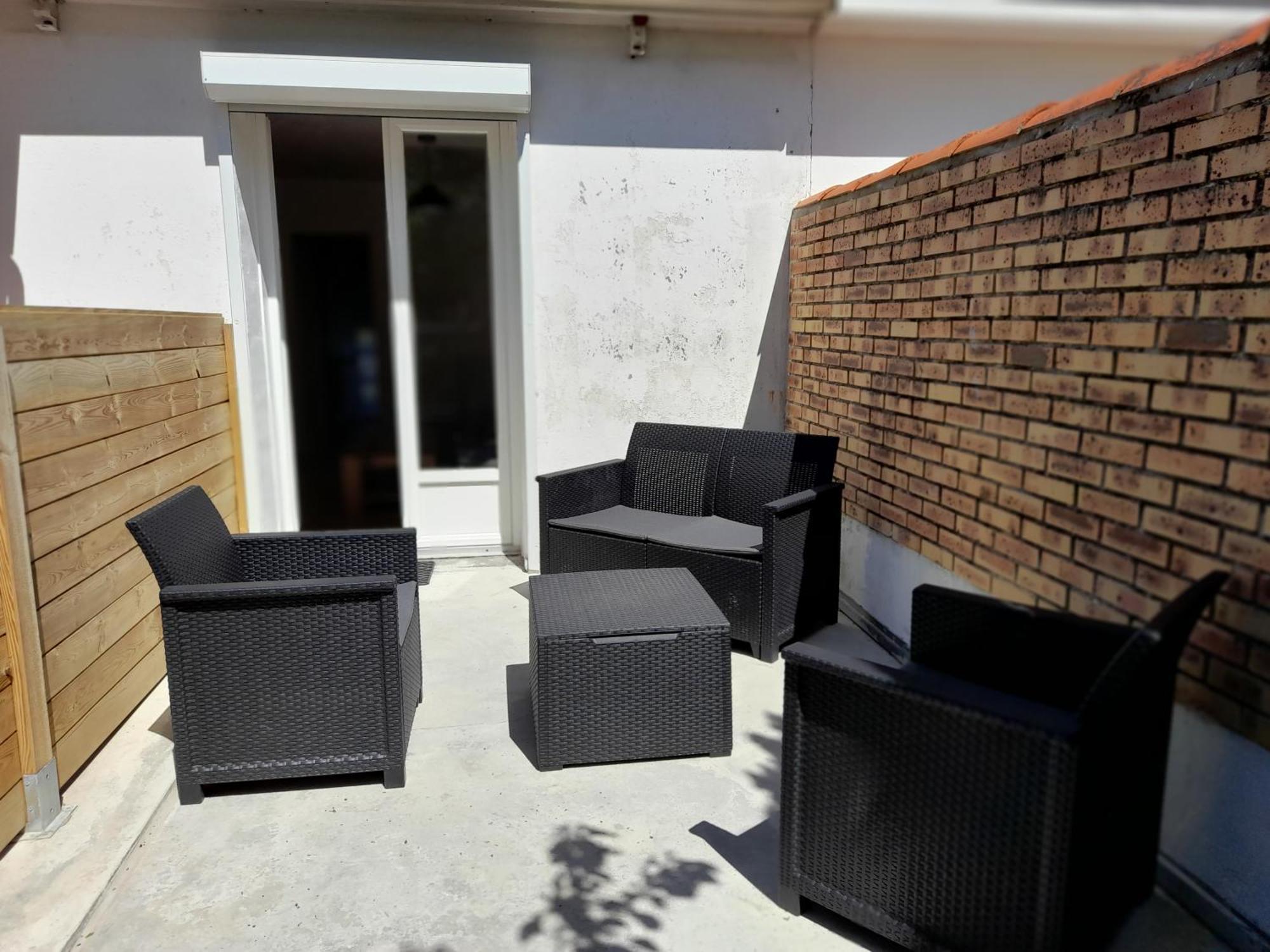 T2, Avec Terrasse. Appartement *